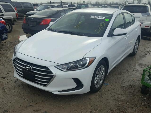 5NPD74LF3HH163549 - 2017 HYUNDAI ELANTRA SE WHITE photo 2