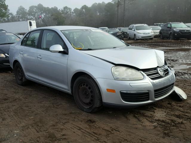 3VWJX7AJ6AM009488 - 2010 VOLKSWAGEN JETTA S SILVER photo 1