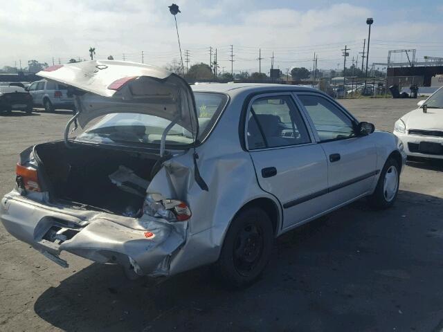 1Y1SK52802Z415431 - 2002 CHEVROLET GEO PRIZM GRAY photo 4