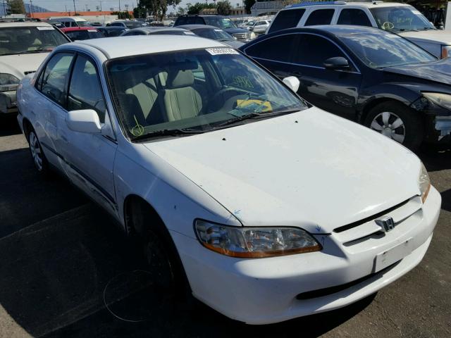 JHMCG5644XC017049 - 1999 HONDA ACCORD LX WHITE photo 1