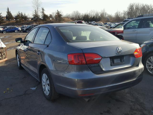 3VW1K7AJ0EM276890 - 2014 VOLKSWAGEN JETTA BASE 灰色 照片 3