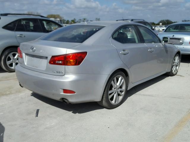 JTHBK262075032952 - 2007 LEXUS IS 250 SILVER photo 4