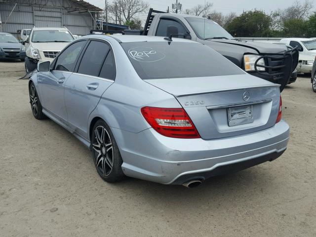 WDDGF4HB5DR273145 - 2013 MERCEDES-BENZ C 250 SILVER photo 3