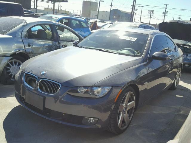 WBAWB33517PV72982 - 2007 BMW 328 I GRAY photo 2