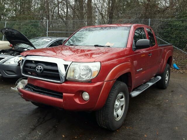 5TETU62N76Z177277 - 2006 TOYOTA TACOMA PRE RED photo 2