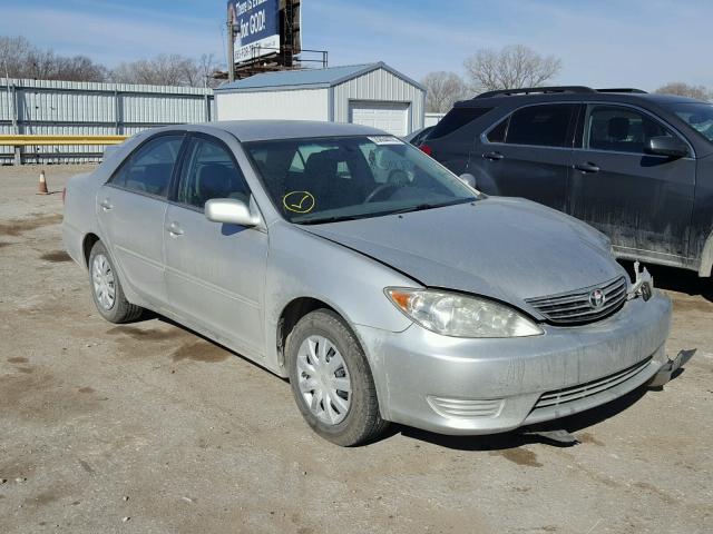 4T1BE32K95U588812 - 2005 TOYOTA CAMRY LE GRAY photo 1