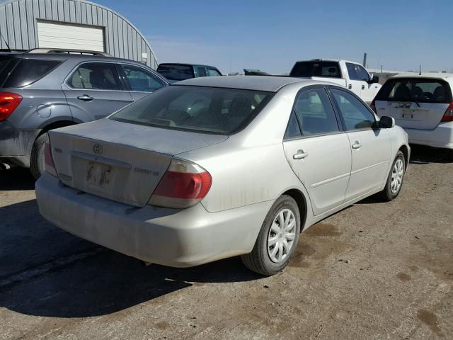 4T1BE32K95U588812 - 2005 TOYOTA CAMRY LE GRAY photo 4