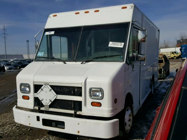 4UZAANBW04CN46958 - 2004 FREIGHTLINER CHASSIS M WHITE photo 2