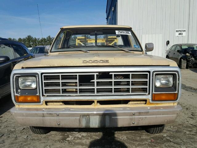 1B7FD14E0BS156217 - 1981 DODGE D-SERIES D TAN photo 9