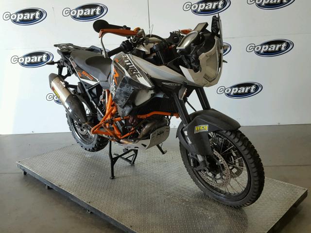 VBKV29407GM936553 - 2016 KTM 1190 ADVEN TWO TONE photo 1