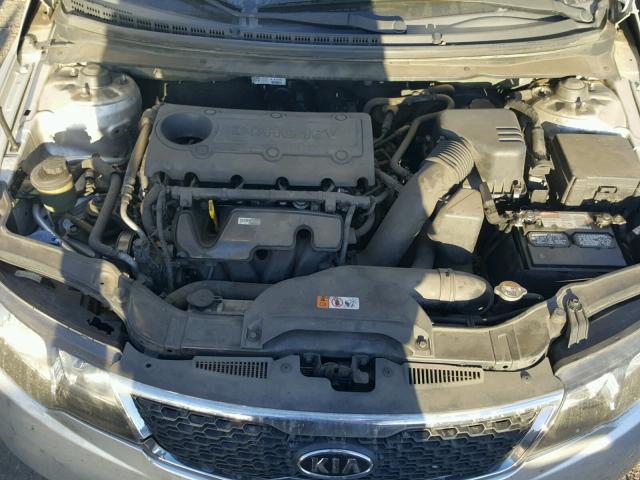 KNAFU4A22D5714997 - 2013 KIA FORTE EX SILVER photo 7