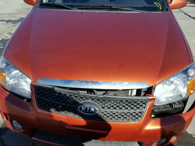 KNAFE161675001858 - 2007 KIA SPECTRA5 S ORANGE photo 9