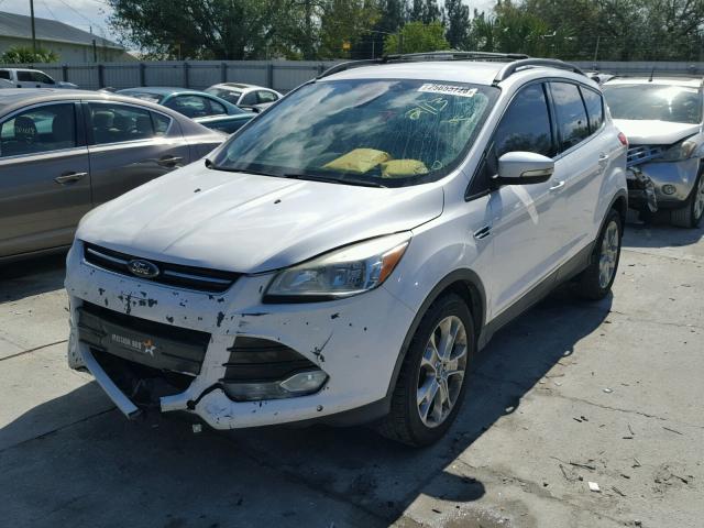 1FMCU0HX4DUA77094 - 2013 FORD ESCAPE SEL WHITE photo 2