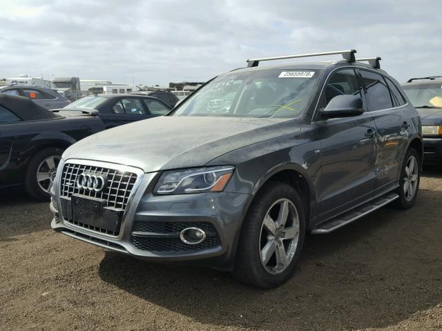 WA1DKAFP4CA133732 - 2012 AUDI Q5 PREMIUM GRAY photo 2