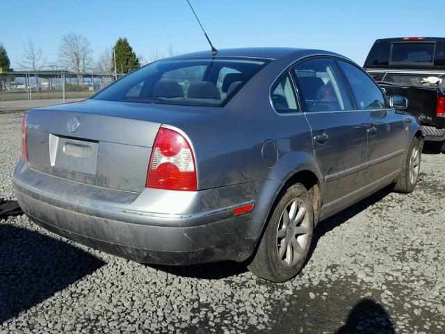 WVWPD63B34E016236 - 2004 VOLKSWAGEN PASSAT GLS SILVER photo 4