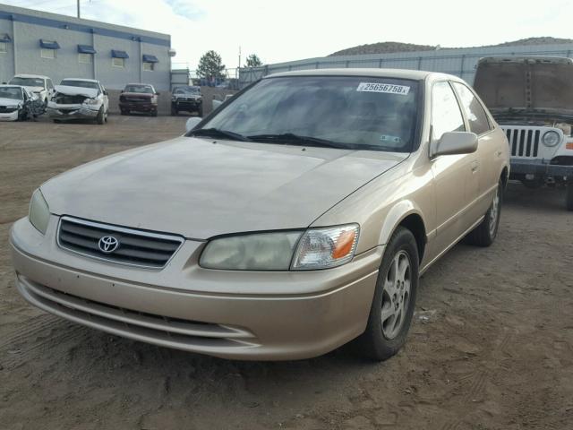 JT2BF28K1Y0284428 - 2000 TOYOTA CAMRY LE TAN photo 2