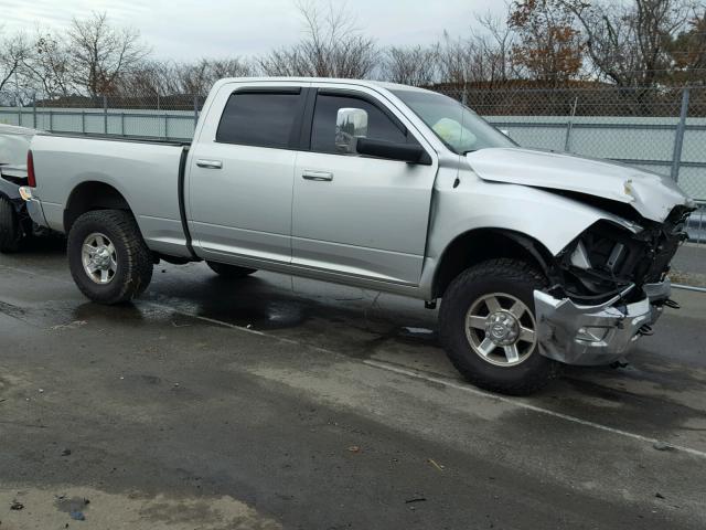 3D7UT2CL7BG544736 - 2011 DODGE RAM 2500 SILVER photo 9