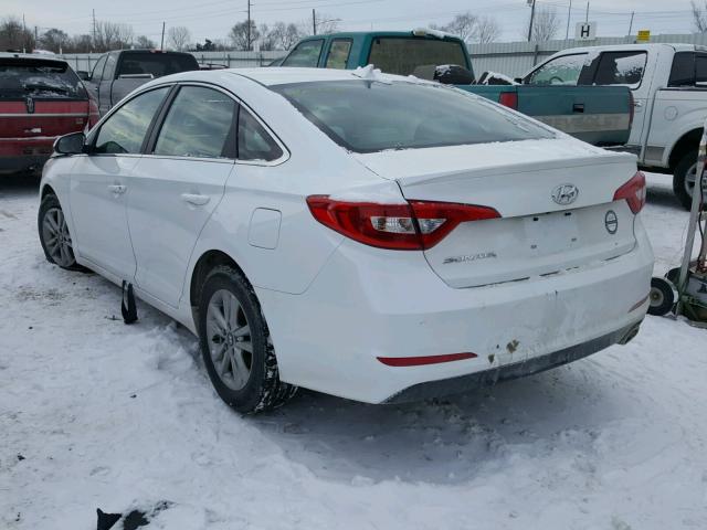 5NPE24AF2GH384452 - 2016 HYUNDAI SONATA SE WHITE photo 3