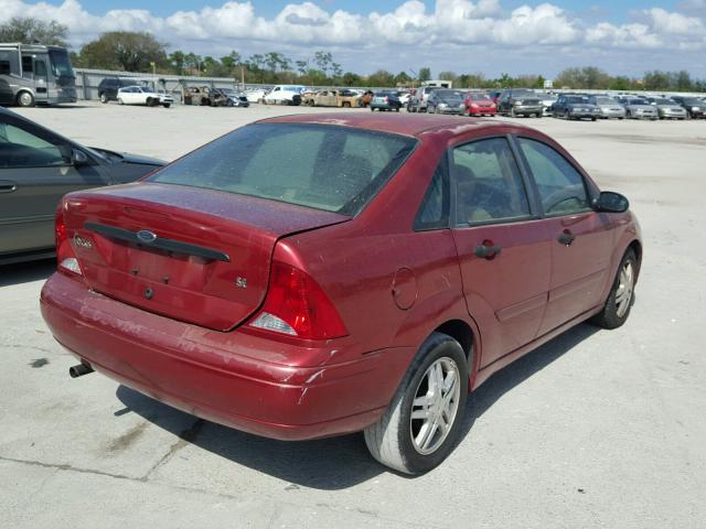 1FAFP34P02W325123 - 2002 FORD FOCUS SE MAROON photo 4