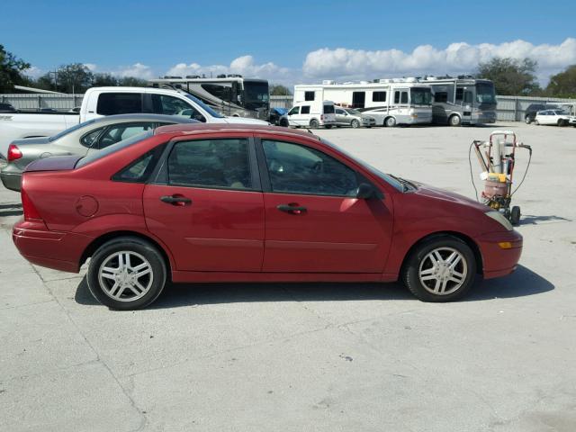 1FAFP34P02W325123 - 2002 FORD FOCUS SE MAROON photo 9