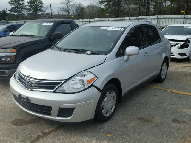 3N1BC1AP5AL374659 - 2010 NISSAN VERSA S SILVER photo 2