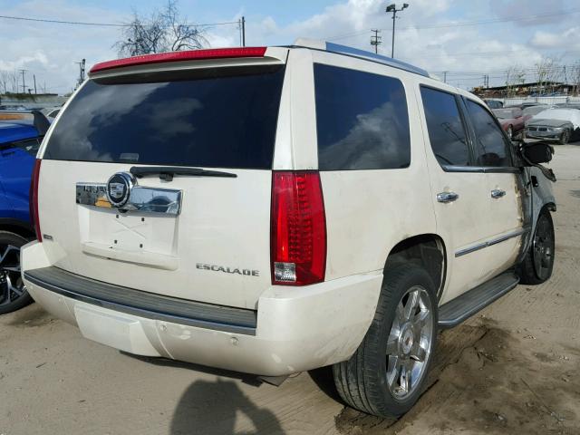 1GYFC13219R301464 - 2009 CADILLAC ESCALADE CREAM photo 4