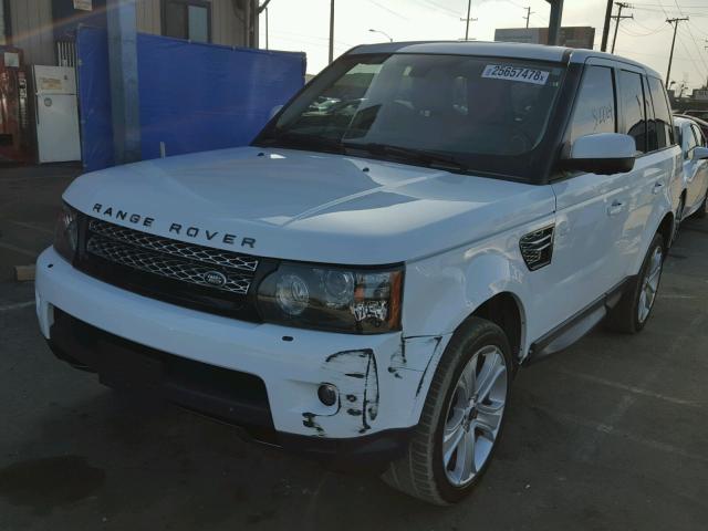 SALSK2D41DA809351 - 2013 LAND ROVER RANGE ROVE WHITE photo 2