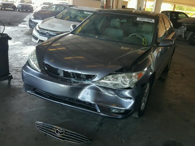 4T1BF30K96U622555 - 2006 TOYOTA CAMRY LE GRAY photo 2