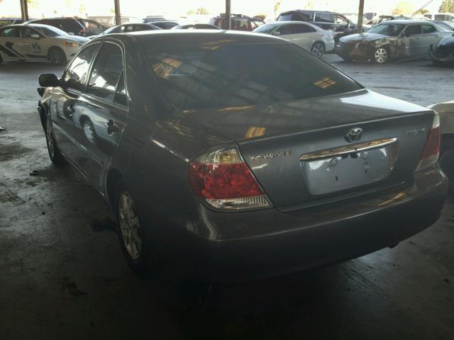 4T1BF30K96U622555 - 2006 TOYOTA CAMRY LE GRAY photo 3