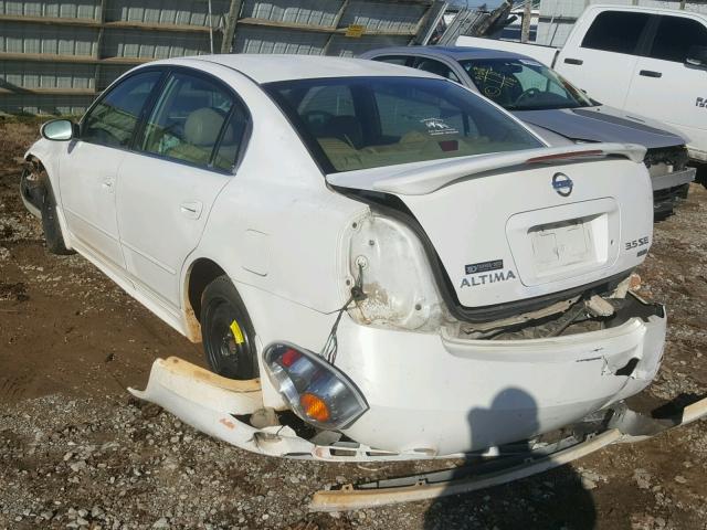 1N4BL11D32C195171 - 2002 NISSAN ALTIMA SE WHITE photo 3