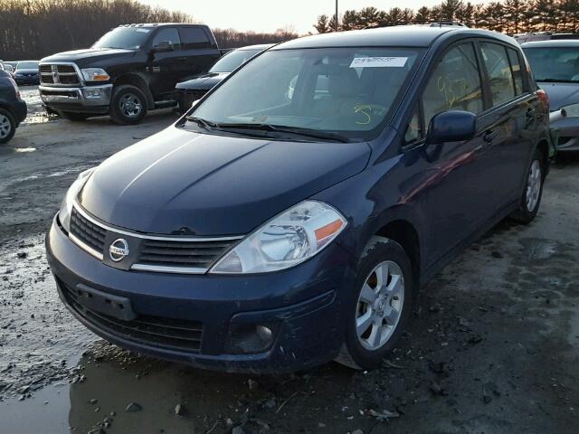 3N1BC13E97L422331 - 2007 NISSAN VERSA S BLUE photo 2