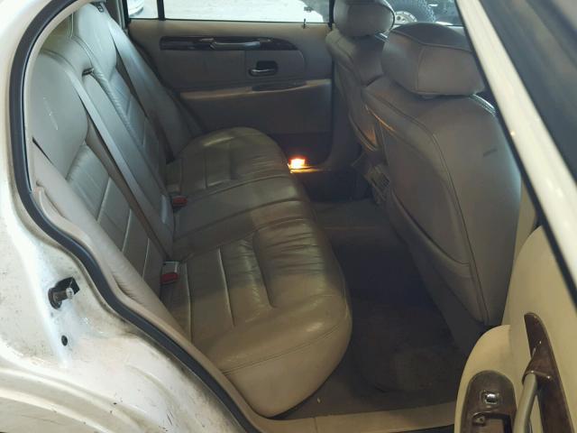 1LNHM81W8YY836544 - 2000 LINCOLN TOWN CAR E WHITE photo 6