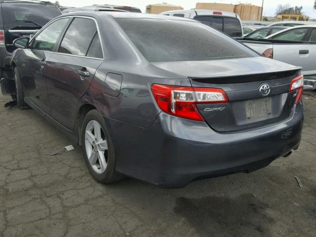 4T1BF1FK4CU121063 - 2012 TOYOTA CAMRY BASE GRAY photo 3