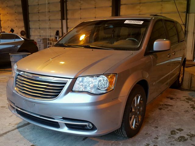 2C4RC1BG1GR268070 - 2016 CHRYSLER TOWN & COU GRAY photo 2