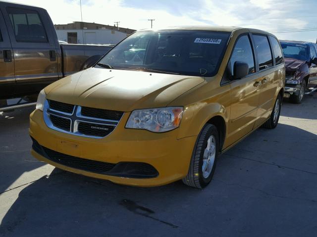 2D4RN4DG8BR731570 - 2011 DODGE GRAND CARA YELLOW photo 2