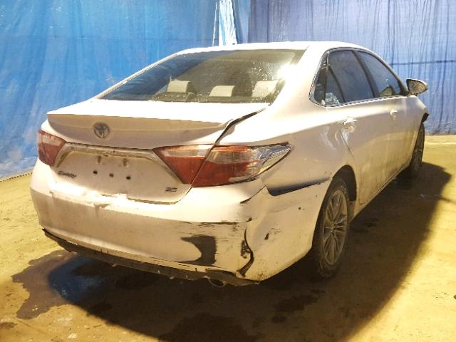 4T1BF1FK5HU682721 - 2017 TOYOTA CAMRY LE WHITE photo 4