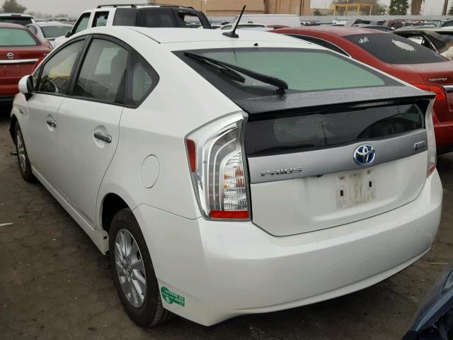 JTDKN3DP0D3030994 - 2013 TOYOTA PRIUS PLUG WHITE photo 3