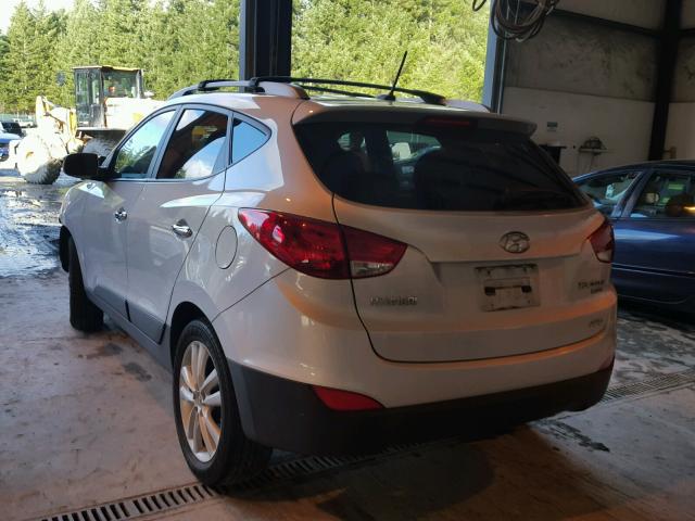 KM8JUCAC9DU582919 - 2013 HYUNDAI TUCSON GLS SILVER photo 3