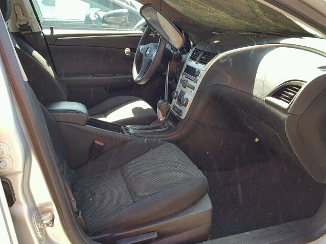 1G1ZC5E04CF187550 - 2012 CHEVROLET MALIBU 1LT 银色 照片 5