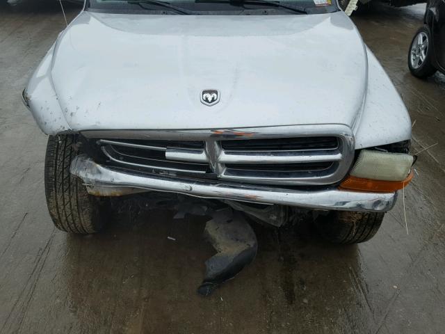 1B7HG48N22S662773 - 2002 DODGE DAKOTA QUA SILVER photo 7