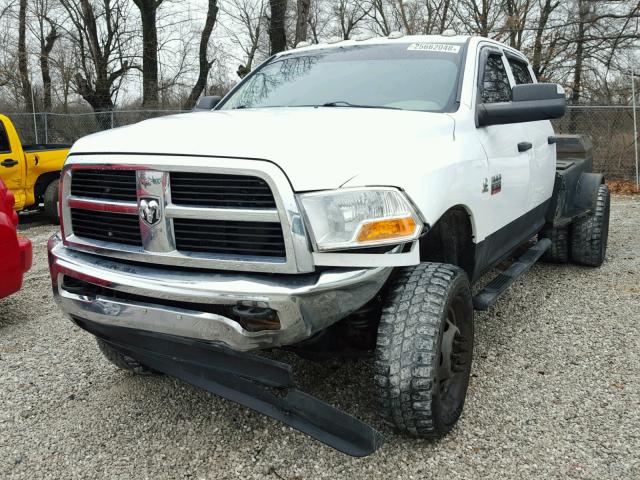 3C63DRGLXCG160240 - 2012 DODGE RAM 3500 S WHITE photo 2