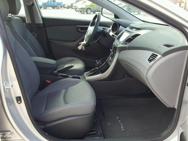 KMHDH4AH8FU454564 - 2015 HYUNDAI ELANTRA SE SILVER photo 5