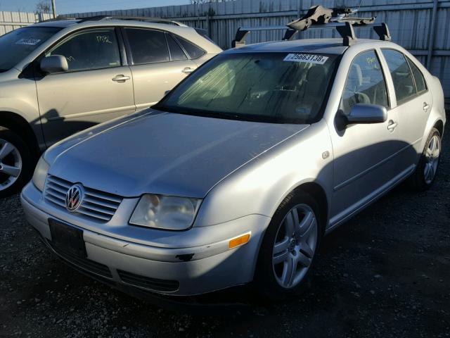 3VWSE69MX2M174223 - 2002 VOLKSWAGEN JETTA GLS SILVER photo 2