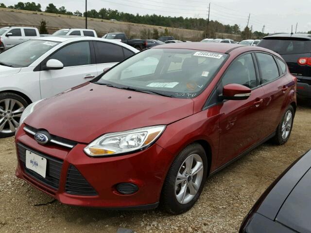 1FADP3K25EL302943 - 2014 FORD FOCUS SE BURGUNDY photo 2