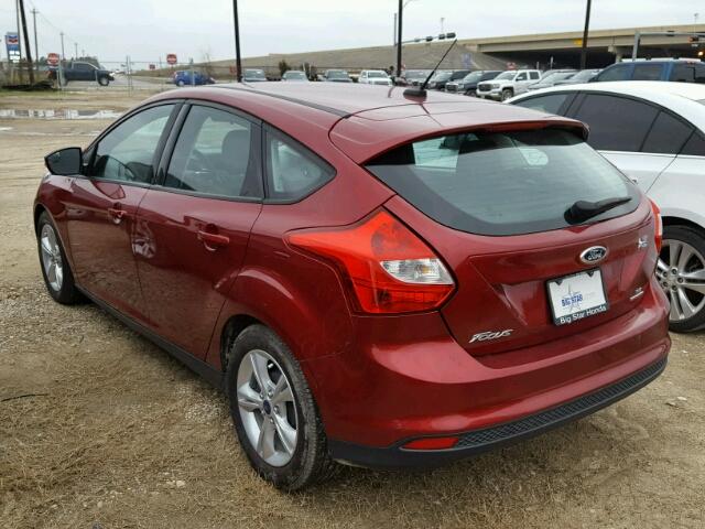 1FADP3K25EL302943 - 2014 FORD FOCUS SE BURGUNDY photo 3