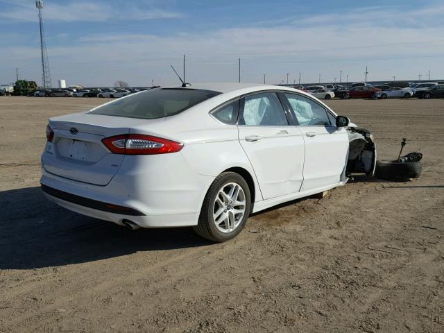 3FA6P0H70ER392921 - 2014 FORD FUSION SE WHITE photo 4