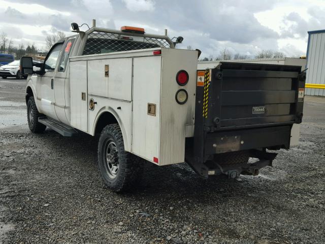 1FT8X3B66CEC05797 - 2012 FORD F350 SUPER WHITE photo 3