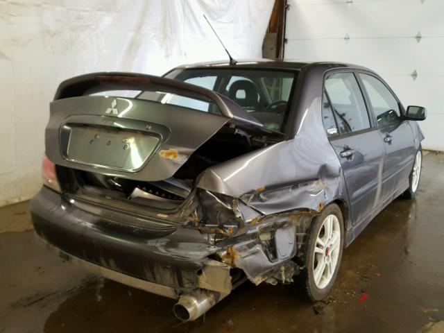 JA3AJ66F95U015319 - 2005 MITSUBISHI LANCER RAL GRAY photo 4