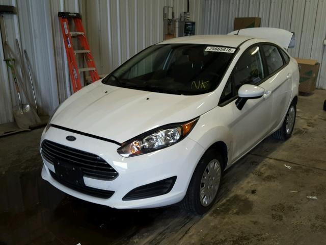 3FADP4AJ1HM102451 - 2017 FORD FIESTA S WHITE photo 2