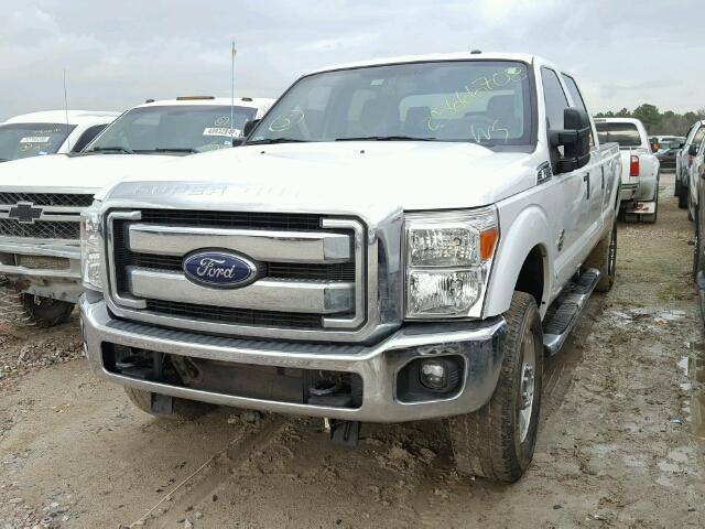 1FT8W3BT3GEB60431 - 2016 FORD F350 SUPER WHITE photo 2